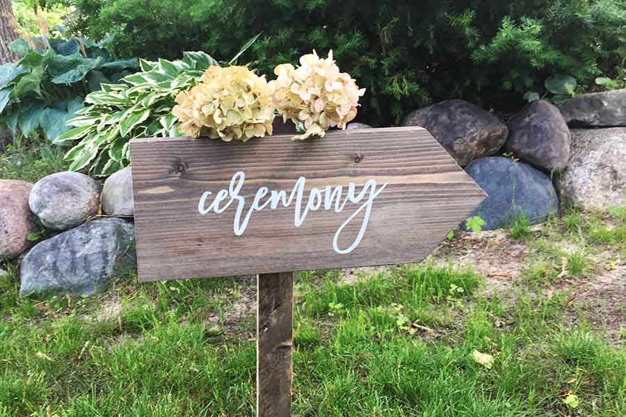 bachelorette sip and dab and create this wedding sign in Traverse City at painting class